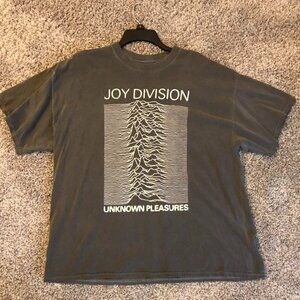 Urban Outfitters Women's Grey T-shirt